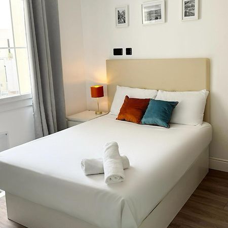 Central Penthouse Double Room Ensuite - Grand Central House 直布罗陀 外观 照片